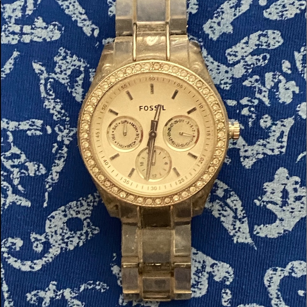 Ladies Fossil Watch with clear bracelet